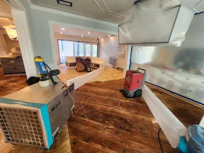 Extracting water from an Encino living room